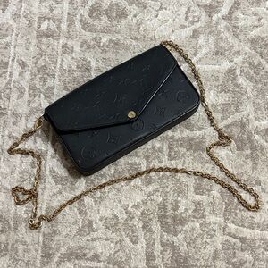 Black Chain Crossbody Bag